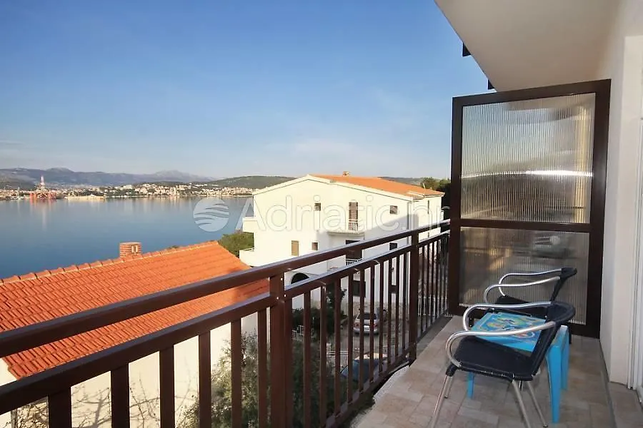 Apartments Bridic Trogir 0*,