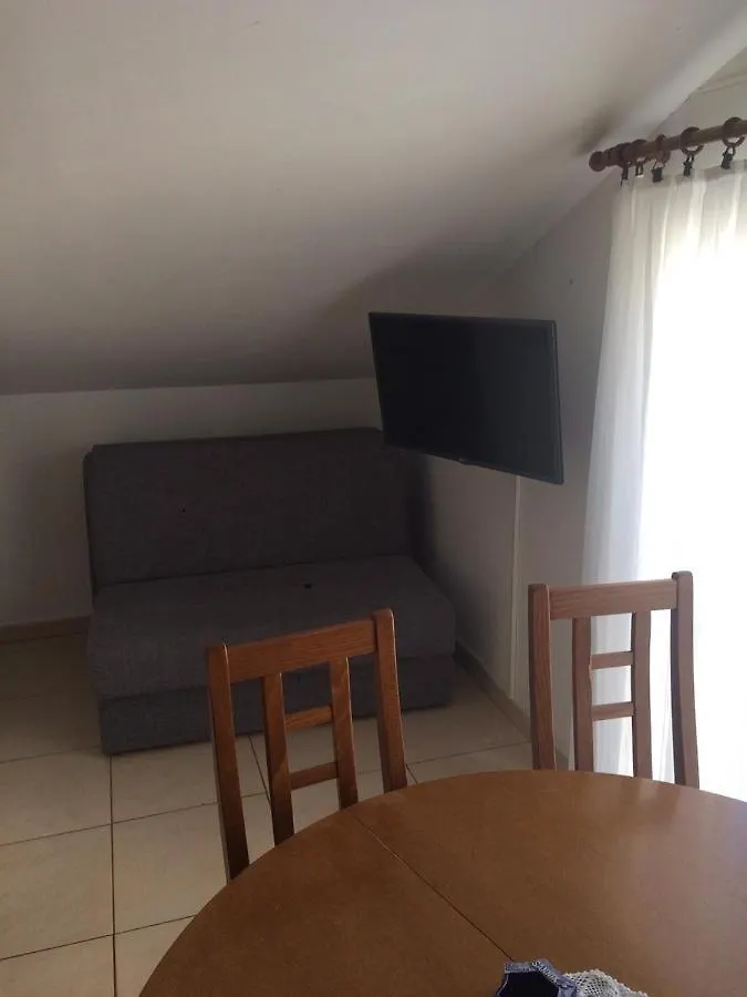 Apartments Bridic Trogir 0*,